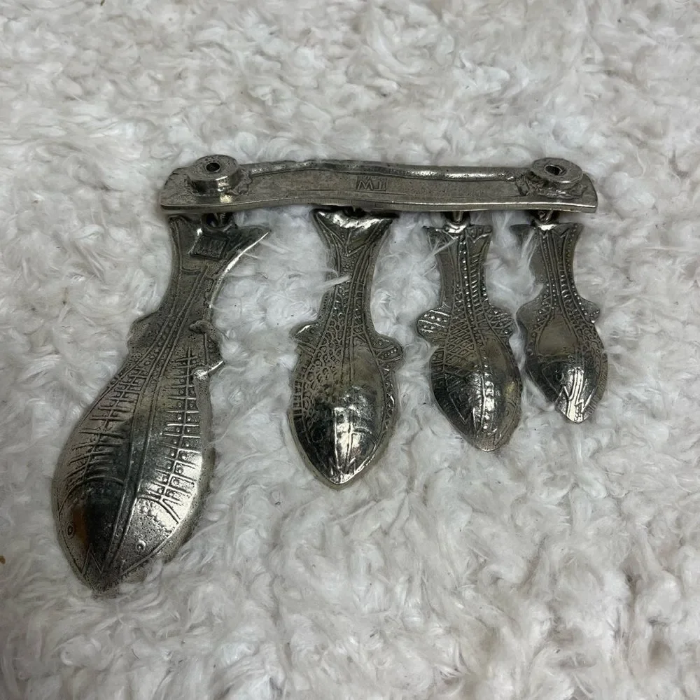 Vintage Tin Woodsman TWpewter set of four Fish measuring spoons with wall hanger
